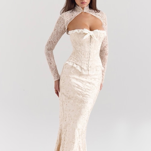 House of CB Cream Lace Corset Top - Picture 2 of 2